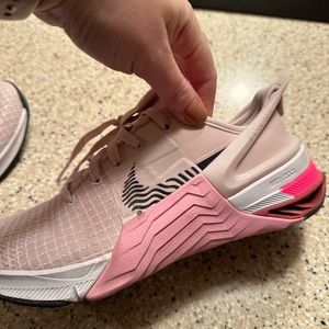 Nike Metcon 8 flyease women’s shoes